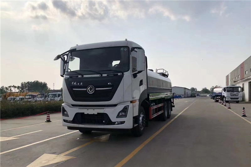 東風(fēng)天龍后八輪20噸噴霧車，國六綠化噴灑車